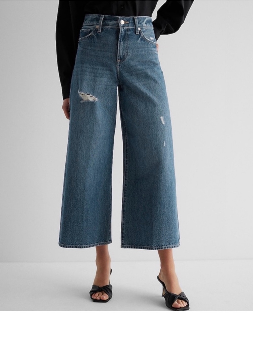 Express Distressed Wide-Leg Cropped Jeans - Blue